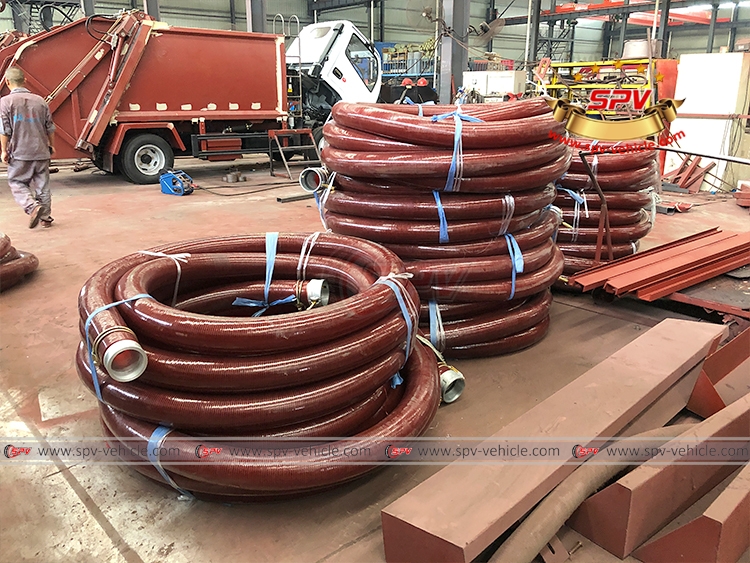 4,000 Litres Sewage Vacuum Tanker Body - Hose